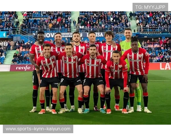 历届欧冠冠军球队实力比较与战术演进